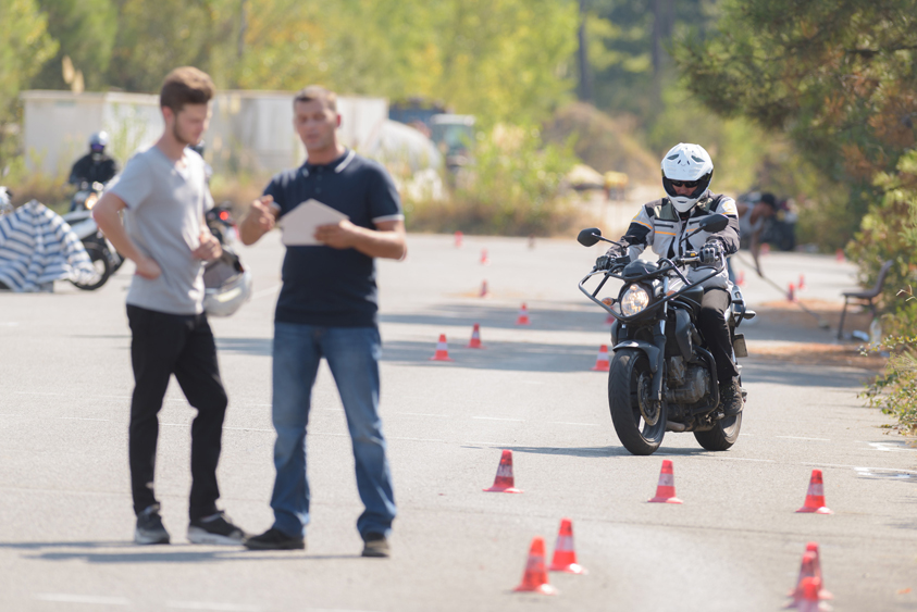 Permis A2 moto école Permis Plus